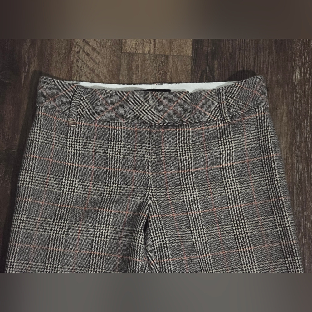 BCBG MaxAzria Houndstooth Patterned Pants - Picture 3 of 9